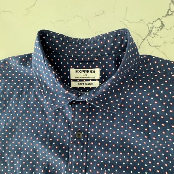Express Soft Wash Short Sleeve Shirt - Picture 2 of 5